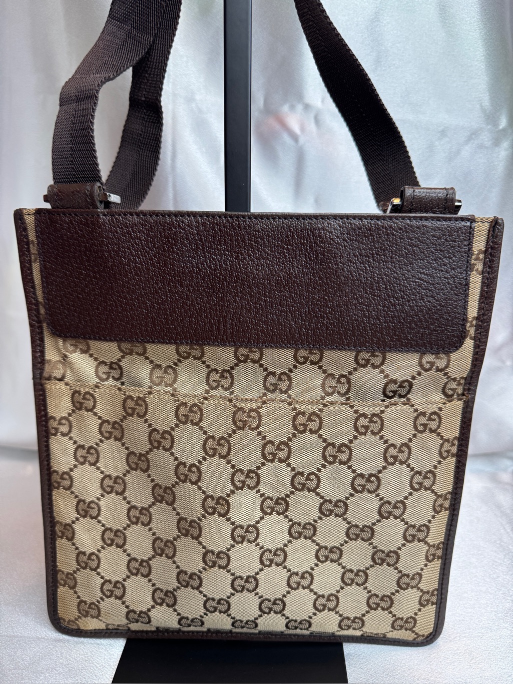 Gucci Beige Canvas Gg Crossbody / Shoulder Bag With Brown Leather Trim